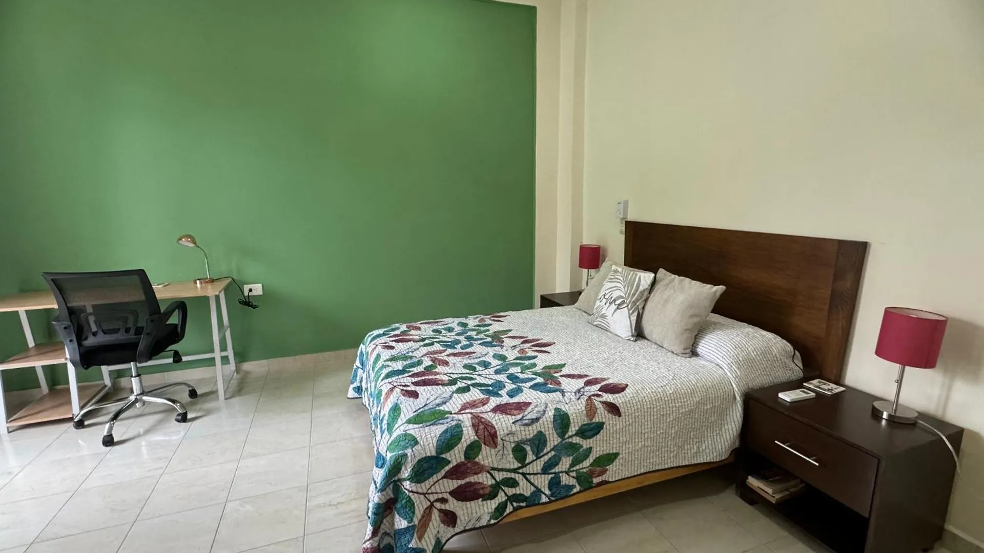 فندق مبيت وإفطار مبيت وإفطار بلايا ديل كارمن Butterfly House المكسيك